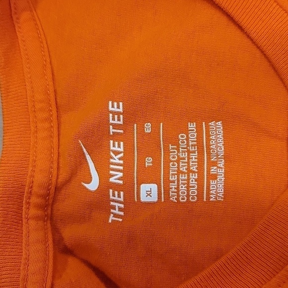 Nike, The Nike Tee, Athletic Cut, Size XL.  Orange. New Condition.  Never Worn. - Picture 7 of 7